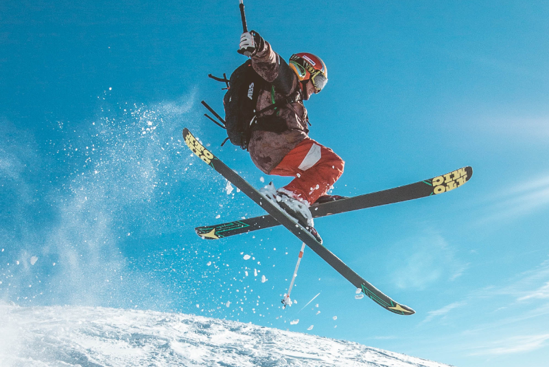 Seasons on Little Lake Incentive Packages